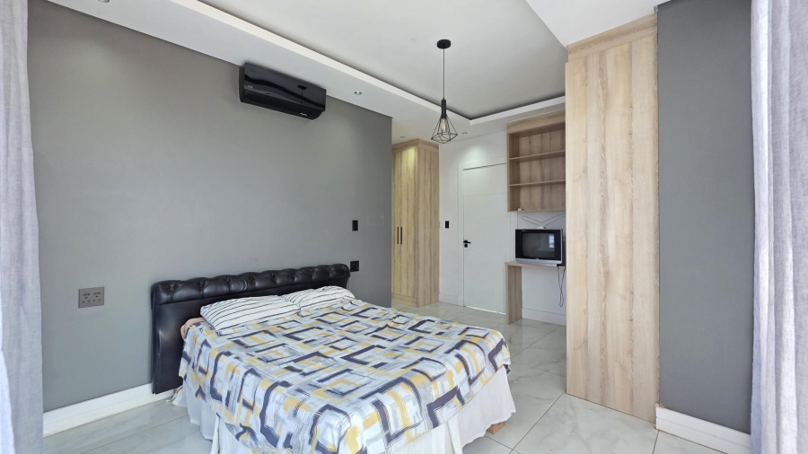 6 Bedroom Property for Sale in The Islands Estates North West